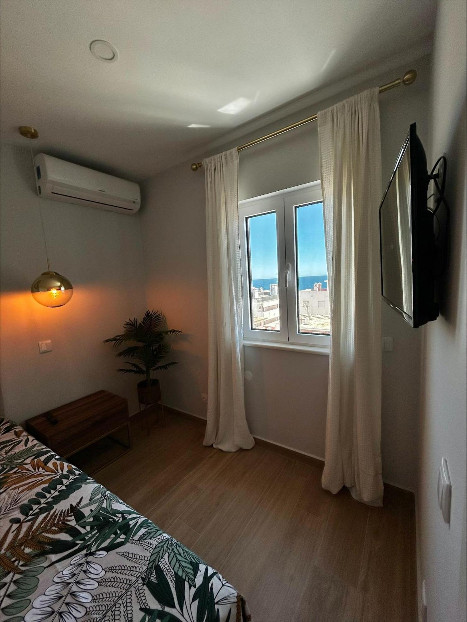 Apartamento Vista Mar A Menos De 50M Da Praia. Armação de Pêra Exterior foto